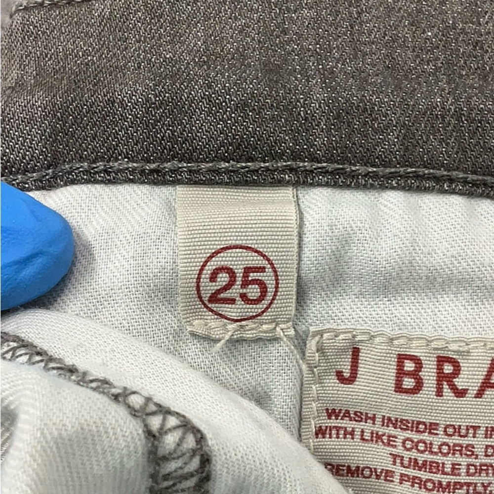 J Brand Gray Straight Leg Jeans - Size 25 - Picture 4 of 4